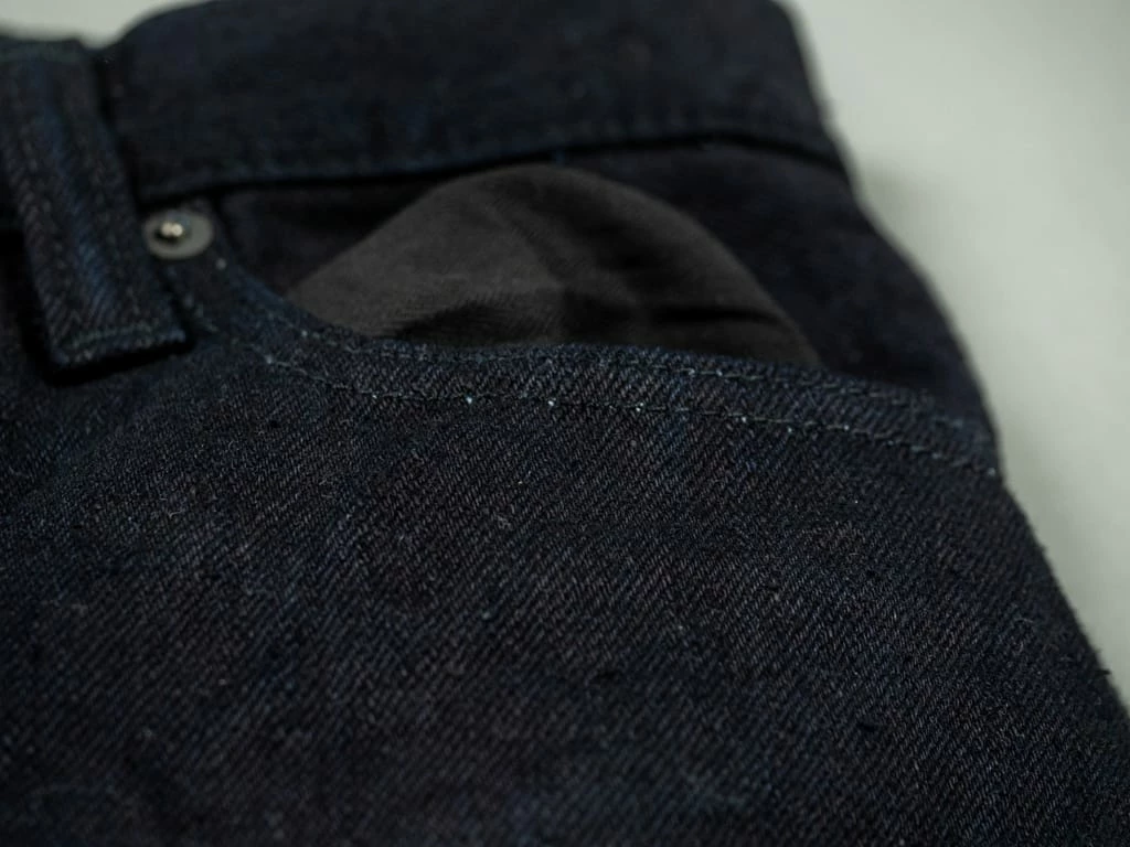 Pure Blue Japan XX-18oz-019 "Indigo X Black" 18oz Relaxed Tapered Jeans 31 Pure Blue Japan XX-18oz-019 "Indigo X Black" 18oz Relaxed Tapered Jeans