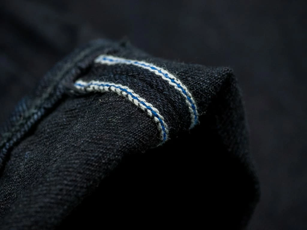 Pure Blue Japan XX-18oz-019 "Indigo X Black" 18oz Relaxed Tapered Jeans 20 Pure Blue Japan XX-18oz-019 "Indigo X Black" 18oz Relaxed Tapered Jeans