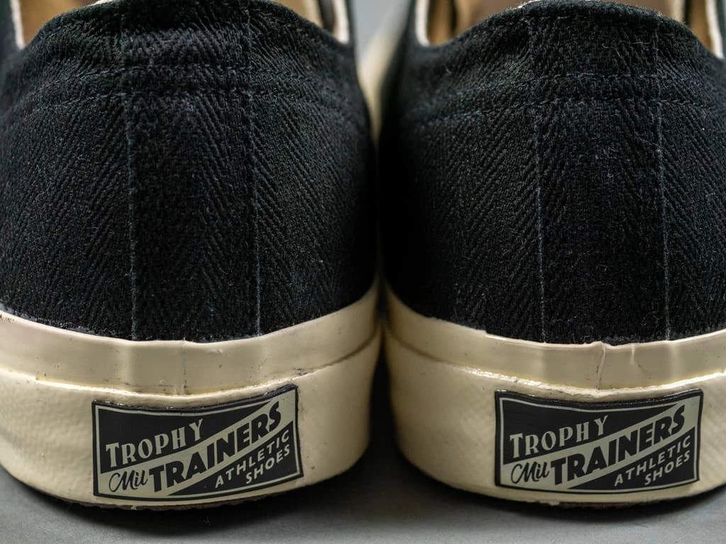 Trophy Clothing Mill Trainers Low-Top Black X Cream 10 Trophy Clothing Mill Trainers Low-Top Black X Cream