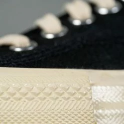 Trophy Clothing Mill Trainers Low-Top Black X Cream 30 Trophy Clothing Mill Trainers Low-Top Black X Cream