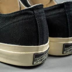 Trophy Clothing Mill Trainers Low-Top Black X Cream 26 Trophy Clothing Mill Trainers Low-Top Black X Cream