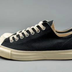 Trophy Clothing Mill Trainers Low-Top Black X Cream