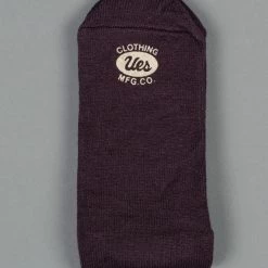 UES Yarn Uneveness Three-Ply Socks Brown