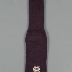 UES Yarn Uneveness Three-Ply Socks Brown