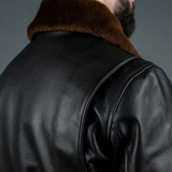 Shangri-La Heritage "Varenne" Fur Collar Black Leather Jacket 46 Shangri-La Heritage