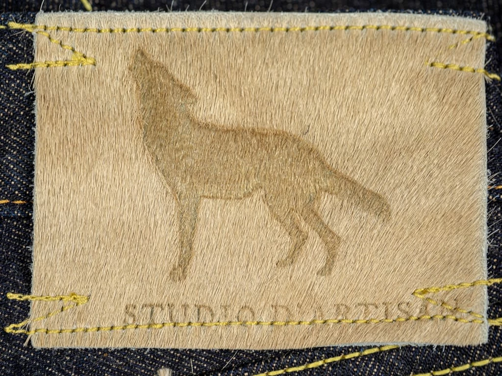 STUDIO D´ARTISAN Studio D'Artisan Fox-001 Fox Cotton Foxfibre® Coyote Relaxed Tapered Jeans 17 STUDIO D´ARTISAN Studio D'Artisan Fox-001 Fox Cotton Foxfibre® Coyote Relaxed Tapered Jeans