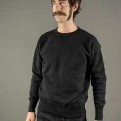 The Strike Gold Loopwheeled Sweatshirt (Black)